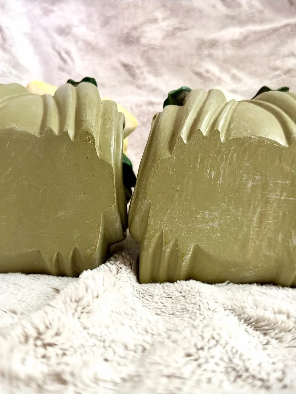Set of 2 1990’s Resin Magnolia Drapery Rod Holder